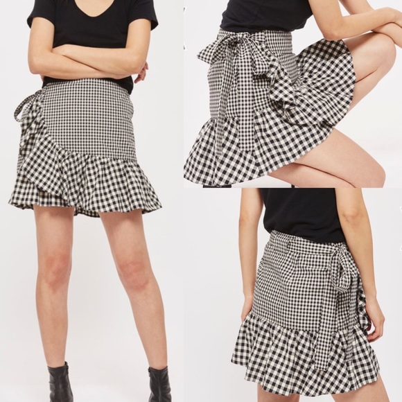 Topshop Dresses & Skirts - TopShop Wrapped Mini Checkered Skirt Size 4